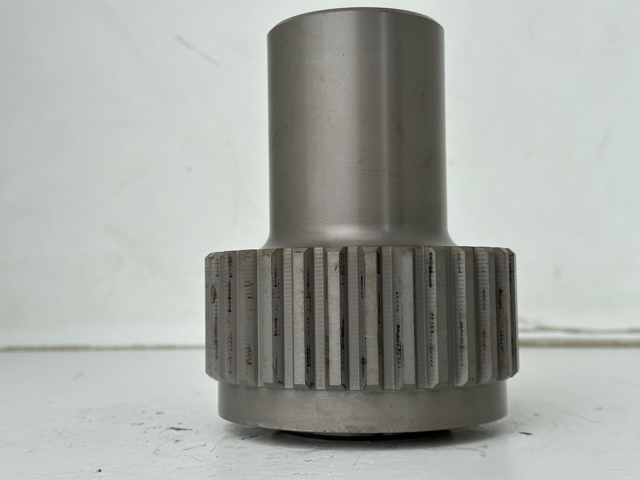 Liebherr Lamellenträger ID-Nr.90218052. FAT500F522, FAT500F528, FAT500F529, FAT500F559. PR73605, PR7363, PR7364. #90218052.01# - Final drive for Construction machinery: picture 2 Liebherr Lamellenträger ID-Nr.90218052. FAT500F522, FAT500F528, FAT500F529, FAT500F559. PR73605, PR7363, PR7364. #90218052.01# - Final drive for Construction machinery: picture 2