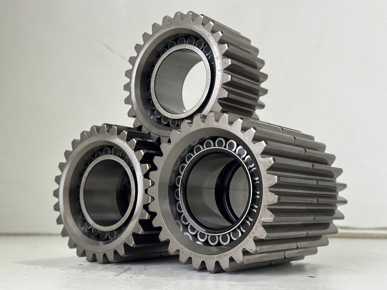 Liebherr Planetenrad ID-Nr.90205840. FAT350P126 - FAT350P138. R920 - R922 - R924 - R925 - R926 - R930 T. #90205840.04.11# - Final drive for Construction machinery: picture 2 Liebherr Planetenrad ID-Nr.90205840. FAT350P126 - FAT350P138. R920 - R922 - R924 - R925 - R926 - R930 T. #90205840.04.11# - Final drive for Construction machinery: picture 2
