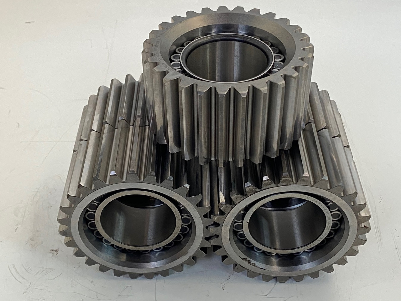 Liebherr Planetenrad ID-Nr.90205840. FAT350P126 - FAT350P138. R920 - R922 - R924 - R925 - R926 - R930 T. #PL13.01# - Final drive for Construction machinery: picture 4 Liebherr Planetenrad ID-Nr.90205840. FAT350P126 - FAT350P138. R920 - R922 - R924 - R925 - R926 - R930 T. #PL13.01# - Final drive for Construction machinery: picture 4