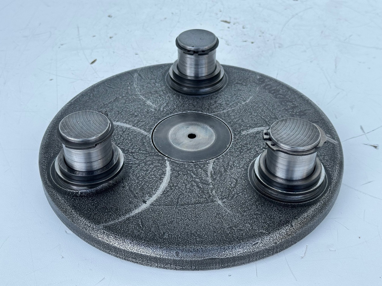 Liebherr Planetenträger ID-Nr.90006124. SAT325/274. R946, R950, RZG390. #90006124.FR.40254# - Swing motor for Demolition excavator: picture 1 Liebherr Planetenträger ID-Nr.90006124. SAT325/274. R946, R950, RZG390. #90006124.FR.40254# - Swing motor for Demolition excavator: picture 1