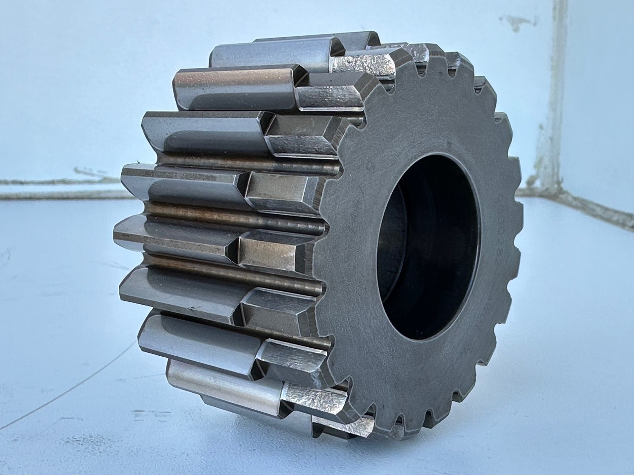 Liebherr Sonnenrad ID-Nr.90002821. FAT400P112, FAT400P130, FAT400P139. R926, R928, R930, R934, R936, R938, R940, R944, R946, R950 T. #90002821.06.08.03# - Final drive for Excavator: picture 1 Liebherr Sonnenrad ID-Nr.90002821. FAT400P112, FAT400P130, FAT400P139. R926, R928, R930, R934, R936, R938, R940, R944, R946, R950 T. #90002821.06.08.03# - Final drive for Excavator: picture 1