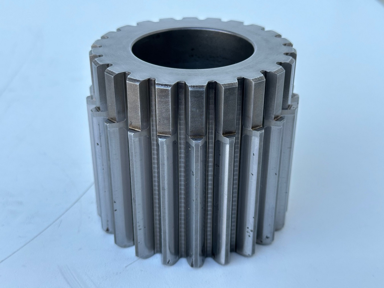 Liebherr Sonnenrad ID-Nr.90016258. FAT400P112,FAT400P130,FAT400P139,LOS1936,LOS926,R926,R928,R930,R934,R936,R938,R940,R944,R946,R950T. #90016258.06.08.02# - Final drive for Crawler excavator: picture 3 Liebherr Sonnenrad ID-Nr.90016258. FAT400P112,FAT400P130,FAT400P139,LOS1936,LOS926,R926,R928,R930,R934,R936,R938,R940,R944,R946,R950T. #90016258.06.08.02# - Final drive for Crawler excavator: picture 3