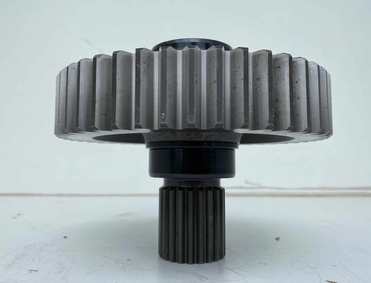 Liebherr Stirnrad ID-Nr.932526601. FAT600E506, FAT600E507. - Final drive for Bulldozer: picture 5 Liebherr Stirnrad ID-Nr.932526601. FAT600E506, FAT600E507. - Final drive for Bulldozer: picture 5