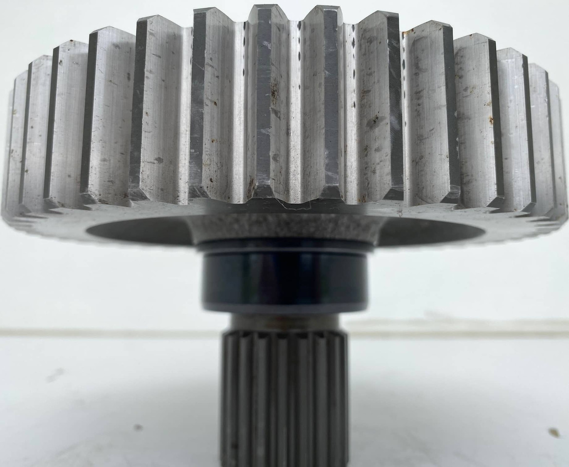 Liebherr Stirnrad ID-Nr.932526601. LU950J-995, LU950JLGP-996. PR744L-940, PR744LGP-942, PR744XL-941, RL54-1415, RL56-1632, RL-563A-1632, RL564F-1632. - Final drive for Bulldozer: picture 4 Liebherr Stirnrad ID-Nr.932526601. LU950J-995, LU950JLGP-996. PR744L-940, PR744LGP-942, PR744XL-941, RL54-1415, RL56-1632, RL-563A-1632, RL564F-1632. - Final drive for Bulldozer: picture 4