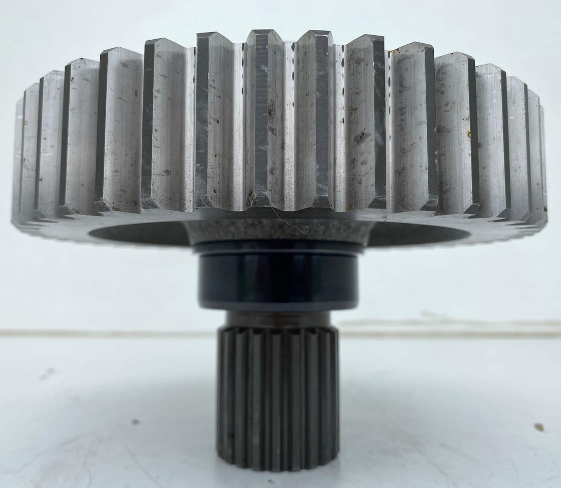 Liebherr Stirnrad ID-Nr.932526601. LU950J-995, LU950JLGP-996. PR744L-940, PR744LGP-942, PR744XL-941, RL54-1415, RL56-1632, RL-563A-1632, RL564F-1632. - Final drive for Bulldozer: picture 5 Liebherr Stirnrad ID-Nr.932526601. LU950J-995, LU950JLGP-996. PR744L-940, PR744LGP-942, PR744XL-941, RL54-1415, RL56-1632, RL-563A-1632, RL564F-1632. - Final drive for Bulldozer: picture 5