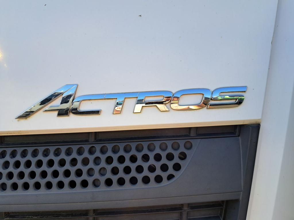 Cab chassis truck Mercedes Benz Actros 2642  Fahrgestell ohne Aufbau (Nr. 5800): picture 5