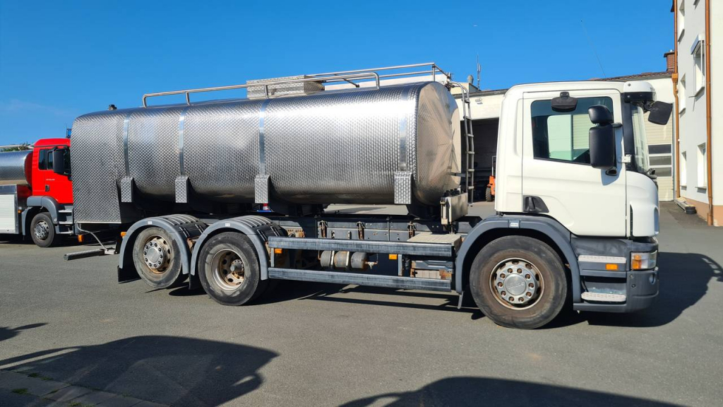 Scania P 400 LB6X2 (Nr. 5185) - Tank truck: picture 1 Scania P 400 LB6X2 (Nr. 5185) - Tank truck: picture 1