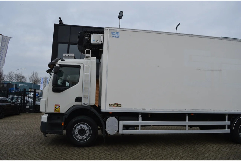 Volvo * EURO5 * CARRIER SUPRA 950MT * 4X2 * - Refrigerator truck: picture 2 Volvo * EURO5 * CARRIER SUPRA 950MT * 4X2 * - Refrigerator truck: picture 2