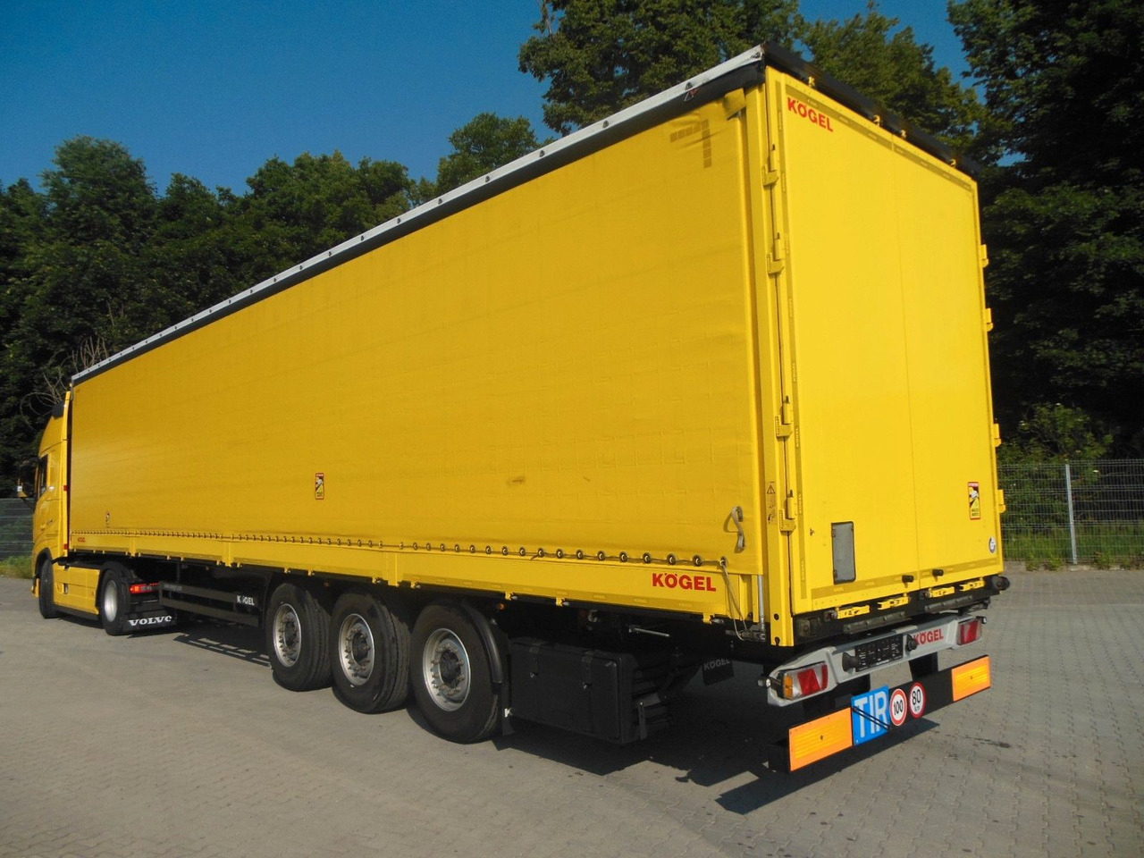 Kögel SN 24, BORDWÄNDE 700 MM, HUBDACH!!! TOP - Curtainsider semi-trailer: picture 4 Kögel SN 24, BORDWÄNDE 700 MM, HUBDACH!!! TOP - Curtainsider semi-trailer: picture 4