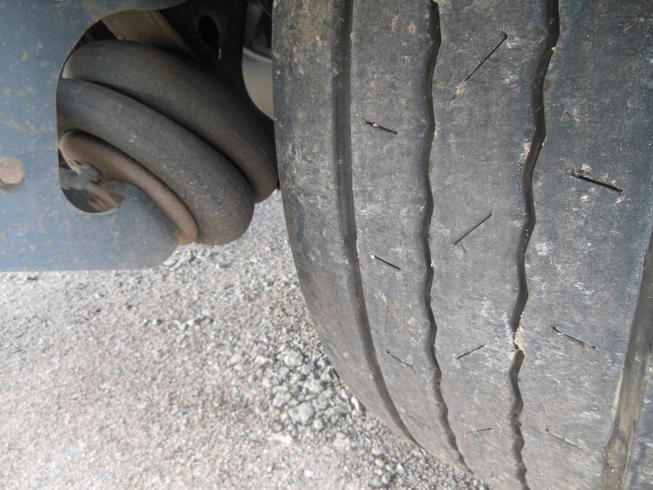 Curtainsider semi-trailer Schwarzmüller SPA 3/E, 2 x LIFTACHSE, ULTRALIGHT: picture 6