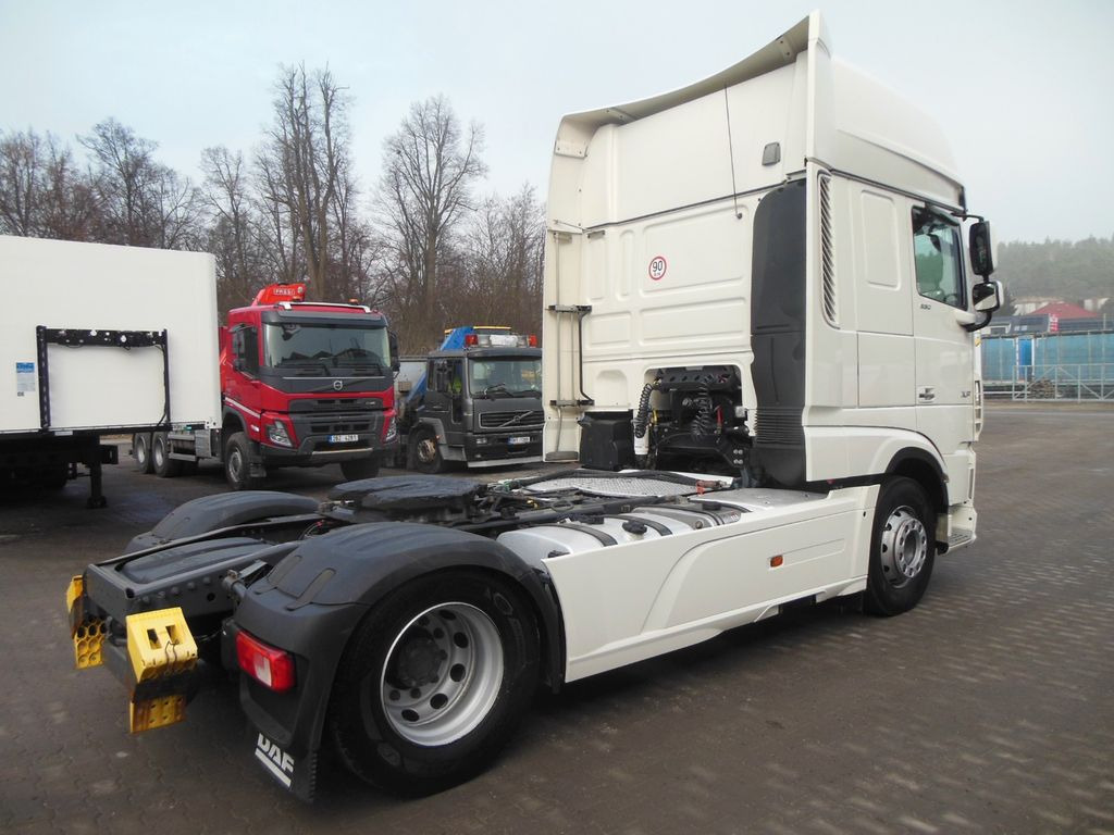 DAF XF 106.530 SSC, HYDRAULIK, STAND KLIMA, TOP - Tractor unit: picture 3 DAF XF 106.530 SSC, HYDRAULIK, STAND KLIMA, TOP - Tractor unit: picture 3