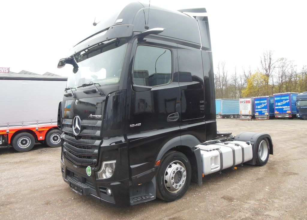 Mercedes-Benz 1848 ACTROS, LOWDECK, GIGA SPACE, STANDKLIMA Mercedes-Benz 1848 ACTROS, LOWDECK, GIGA SPACE, STANDKLIMA - Tractor unit: picture 1 Mercedes-Benz 1848 ACTROS, LOWDECK, GIGA SPACE, STANDKLIMA Mercedes-Benz 1848 ACTROS, LOWDECK, GIGA SPACE, STANDKLIMA - Tractor unit: picture 1