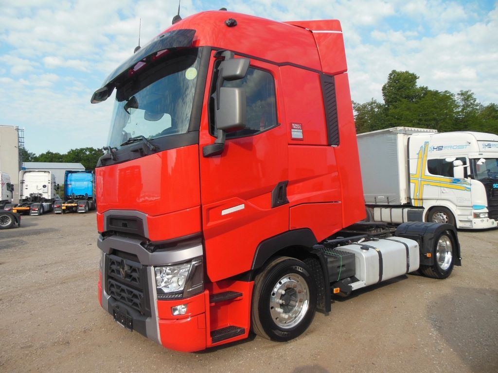 Renault T520 HIGH, COMFORT, LOWDECK, TOP STAND!! - Tractor unit: picture 1 Renault T520 HIGH, COMFORT, LOWDECK, TOP STAND!! - Tractor unit: picture 1