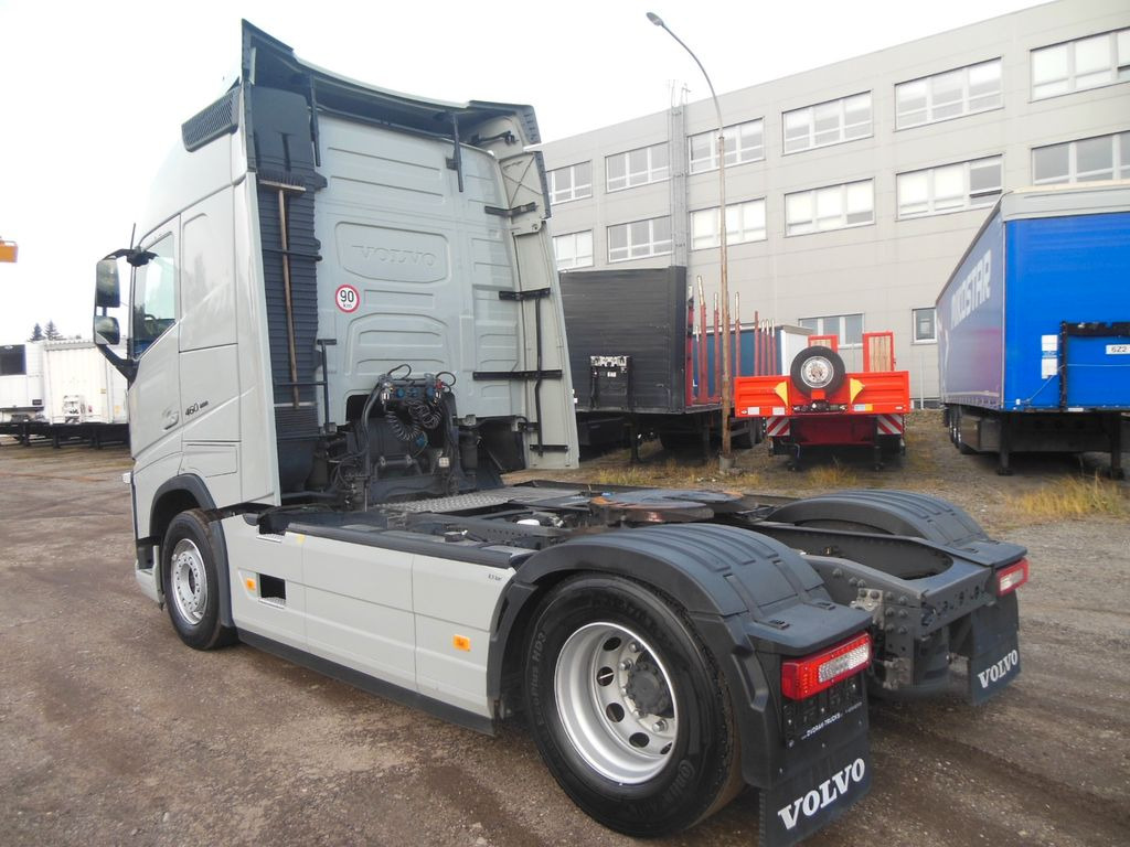 Volvo FH 13/460 TURBO COMPOUND,I-SAVE,I-PARK COOL,TOP - Tractor unit: picture 4 Volvo FH 13/460 TURBO COMPOUND,I-SAVE,I-PARK COOL,TOP - Tractor unit: picture 4