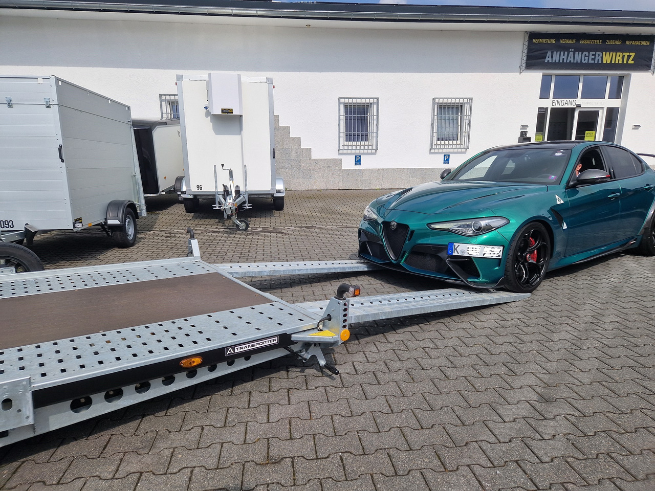 Autotransporter trailer Brian James A4 Transporter 500x200cm blackline Alufelgen easy glide Rampen 240cm Reifenregal 3000kg: picture 12