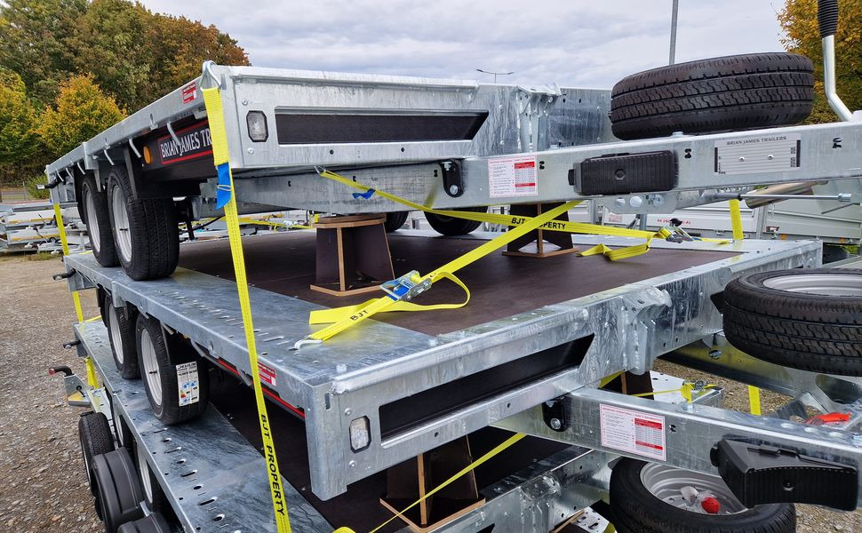 Brian James Trailer Connect 360x215cm plattform 2 Achsen 12" 3500kg - Dropside/ Flatbed trailer: picture 1 Brian James Trailer Connect 360x215cm plattform 2 Achsen 12" 3500kg - Dropside/ Flatbed trailer: picture 1