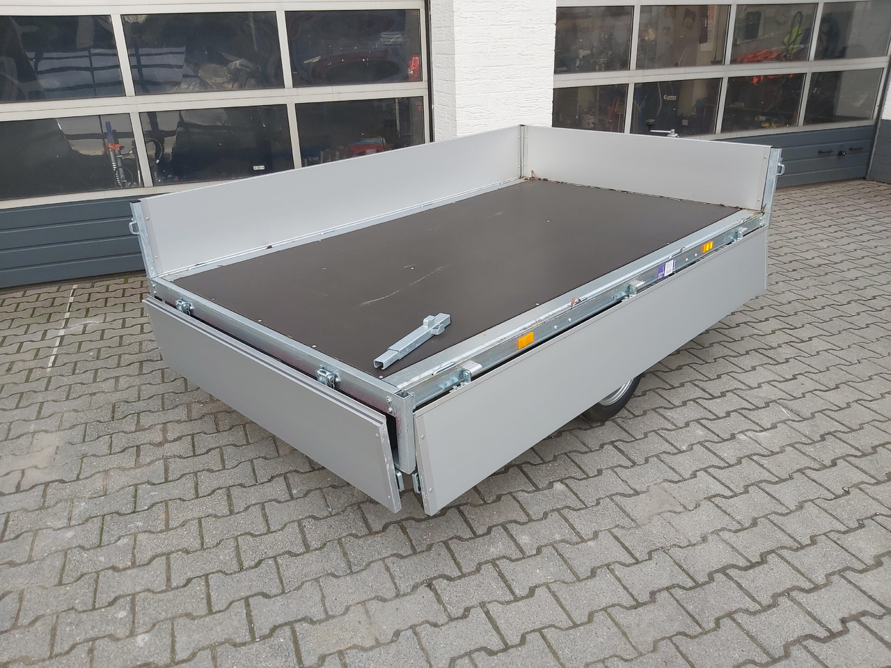 Hochlader light 2314 230x145x30cm Lfh: 63cm (XS) 1500kg - Car trailer: picture 5 Hochlader light 2314 230x145x30cm Lfh: 63cm (XS) 1500kg - Car trailer: picture 5