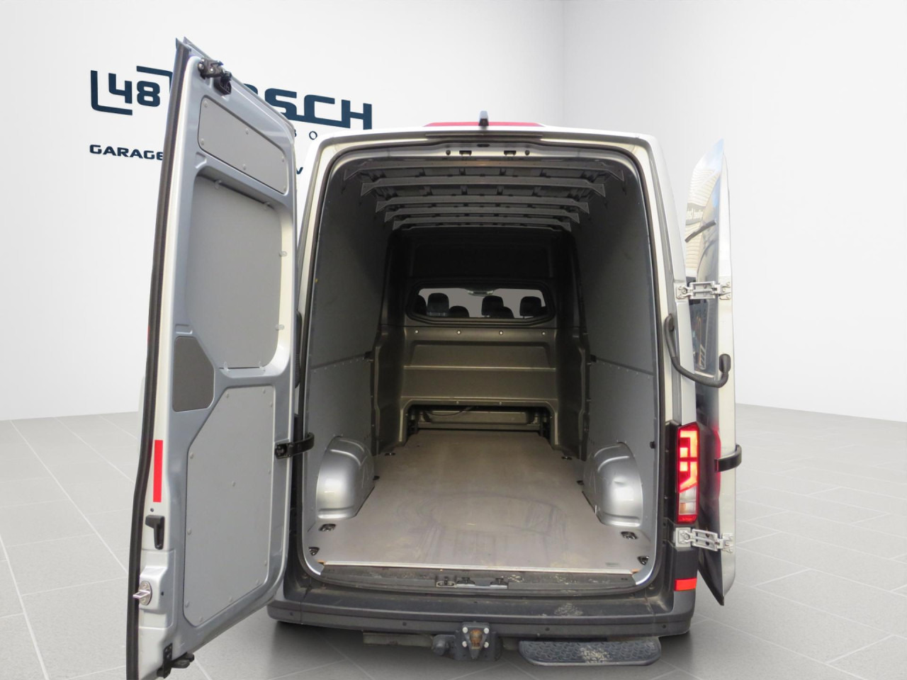 VOLKSWAGEN Crafter 35 L4H3 Doka Kasten Klima AHK Navi ZV - Panel van, Combi van: picture 5 VOLKSWAGEN Crafter 35 L4H3 Doka Kasten Klima AHK Navi ZV - Panel van, Combi van: picture 5