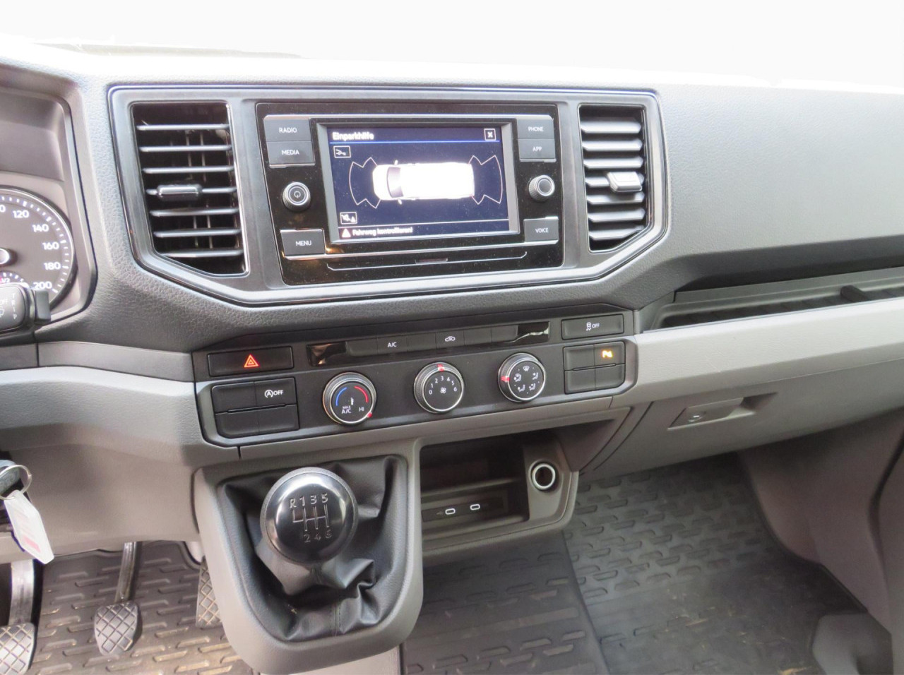 VOLKSWAGEN Crafter 35 L4H3 Doka Kasten Klima AHK Navi ZV - Panel van, Combi van: picture 4 VOLKSWAGEN Crafter 35 L4H3 Doka Kasten Klima AHK Navi ZV - Panel van, Combi van: picture 4