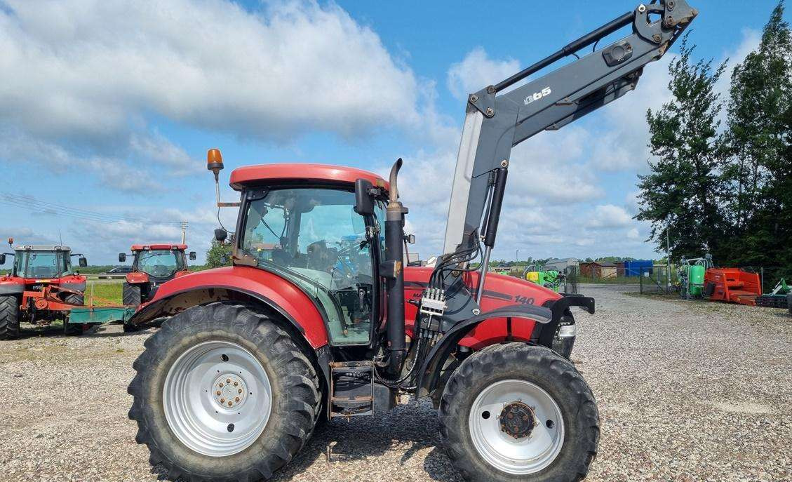 Case-IH 140 Maxxum - Farm tractor: picture 4 Case-IH 140 Maxxum - Farm tractor: picture 4