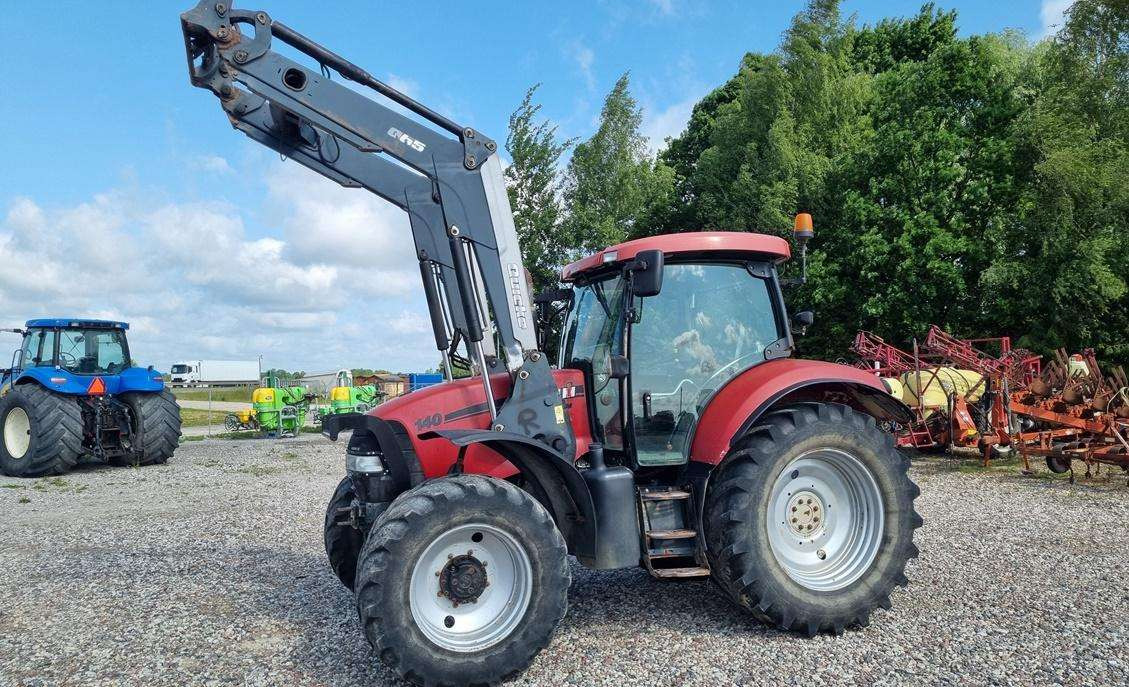 Case-IH 140 Maxxum - Farm tractor: picture 2 Case-IH 140 Maxxum - Farm tractor: picture 2