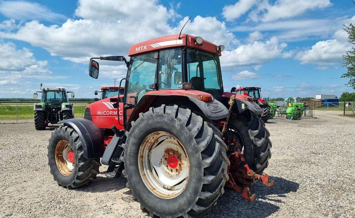 McCORMICK MTX140 - Farm tractor: picture 3 McCORMICK MTX140 - Farm tractor: picture 3