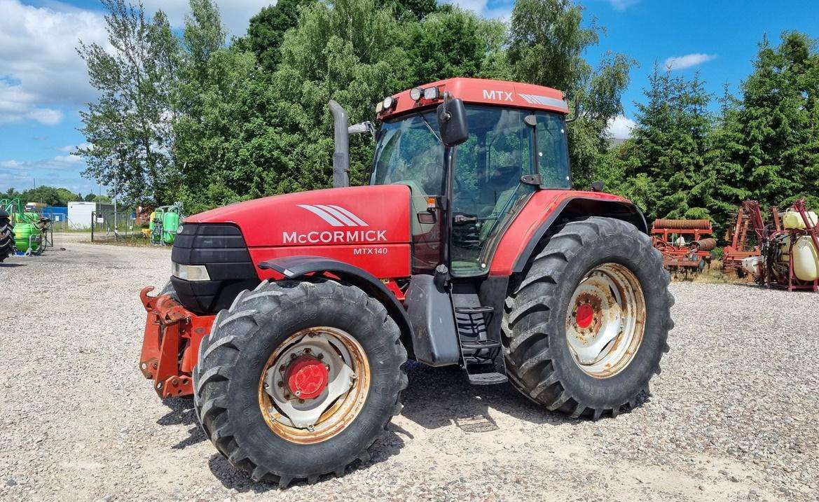 McCORMICK MTX140 - Farm tractor: picture 1 McCORMICK MTX140 - Farm tractor: picture 1