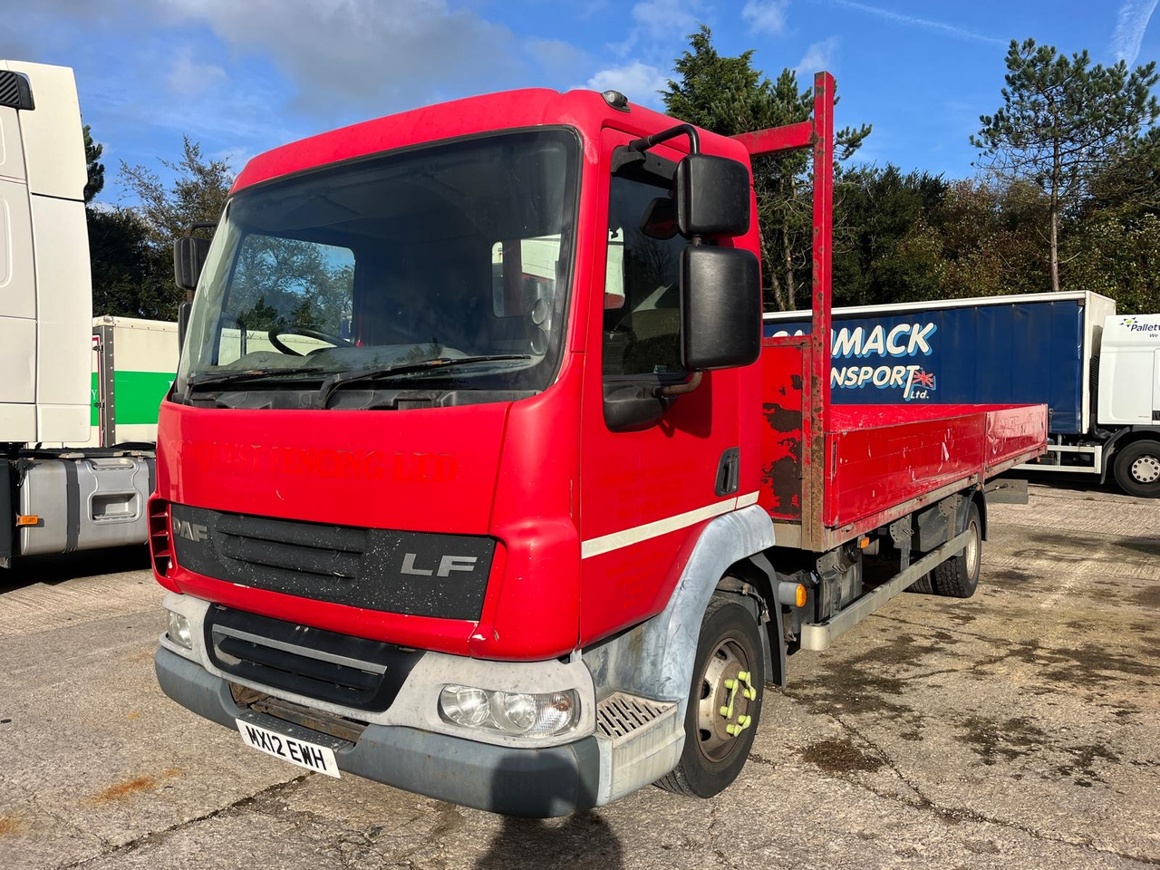 DAF LF 45 160 - Dropside/ Flatbed truck: picture 2 DAF LF 45 160 - Dropside/ Flatbed truck: picture 2