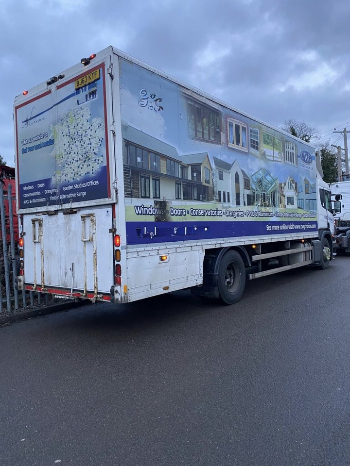 Scania P230 4x2 Box Van - Box van: picture 4 Scania P230 4x2 Box Van - Box van: picture 4