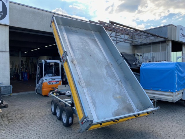 Brian James Cargo Tipper Heckkipper 3-achs, 526-4020-35-3-12, 4000 x 2000 x 300 mm, 3,5 to. - Tipper trailer: picture 3 Brian James Cargo Tipper Heckkipper 3-achs, 526-4020-35-3-12, 4000 x 2000 x 300 mm, 3,5 to. - Tipper trailer: picture 3