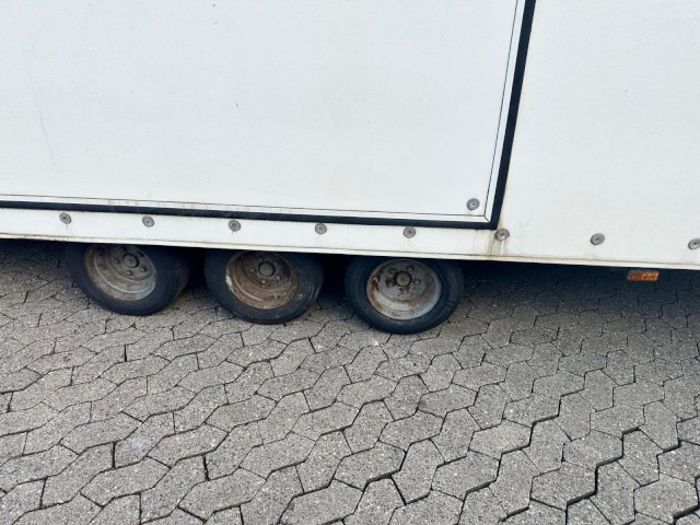 Brian James Race Shuttle 5500 x 2250 mm, 3,5 to. 3-achser - Autotransporter trailer: picture 4 Brian James Race Shuttle 5500 x 2250 mm, 3,5 to. 3-achser - Autotransporter trailer: picture 4