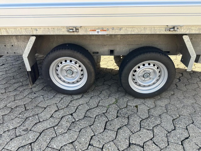 Humbaur 3-Seitenkipper HTK 3000.31 Alu, mit Laubgitteraufsatz, 3140 x 1750 x 350 mm, 3,0 to. - Tipper trailer: picture 3 Humbaur 3-Seitenkipper HTK 3000.31 Alu, mit Laubgitteraufsatz, 3140 x 1750 x 350 mm, 3,0 to. - Tipper trailer: picture 3