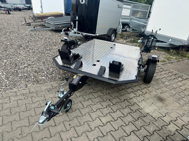 Lorries Motorradanhänger MT-2, 0,75 to. 240 x 174 cm, absenkbar - Motorcycle trailer: picture 1 Lorries Motorradanhänger MT-2, 0,75 to. 240 x 174 cm, absenkbar - Motorcycle trailer: picture 1