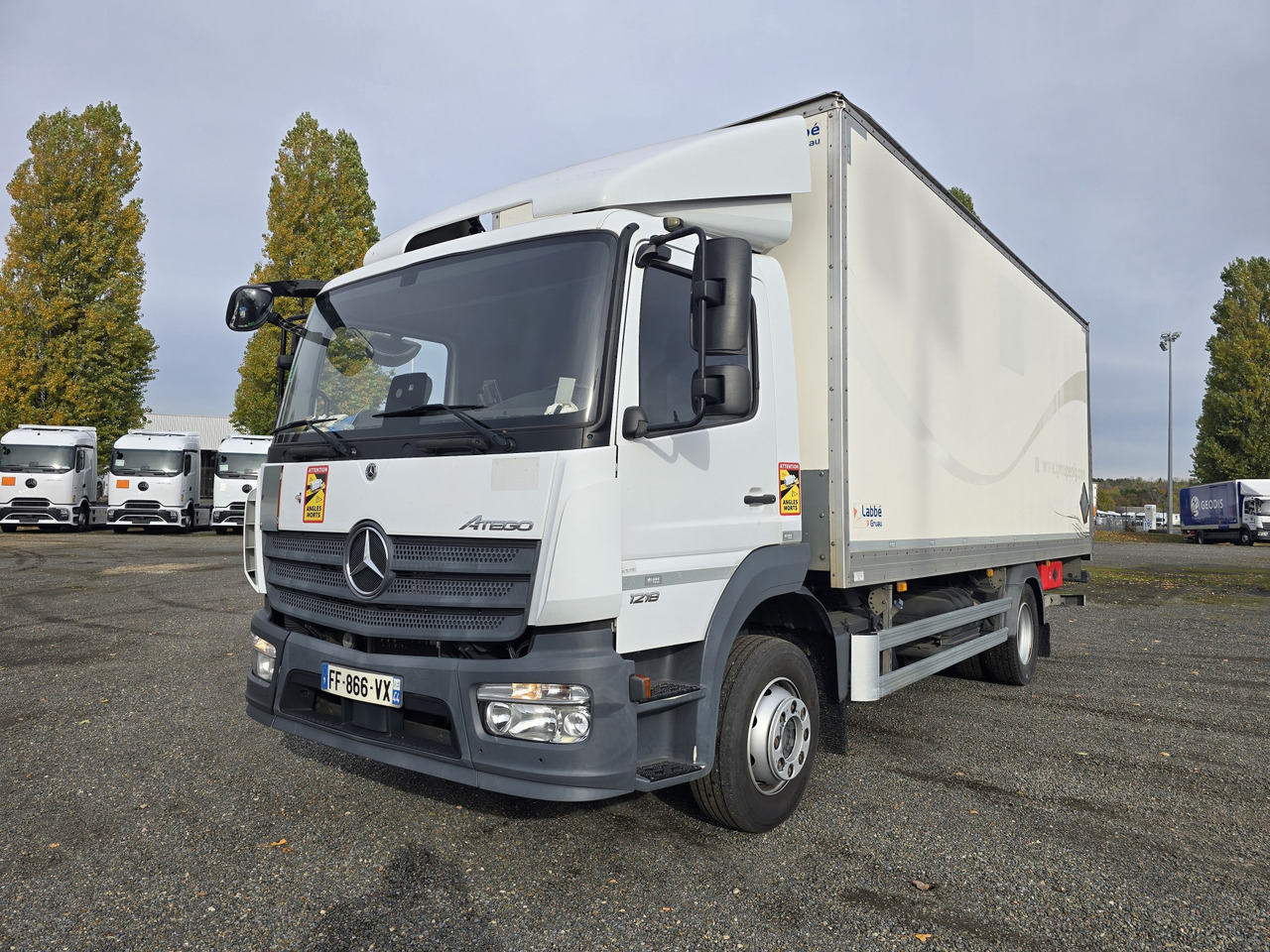 MERCEDES-BENZ Atego 1218 - Box - LIFT - SIDE DOOR - ADR - Box truck: picture 1 MERCEDES-BENZ Atego 1218 - Box - LIFT - SIDE DOOR - ADR - Box truck: picture 1