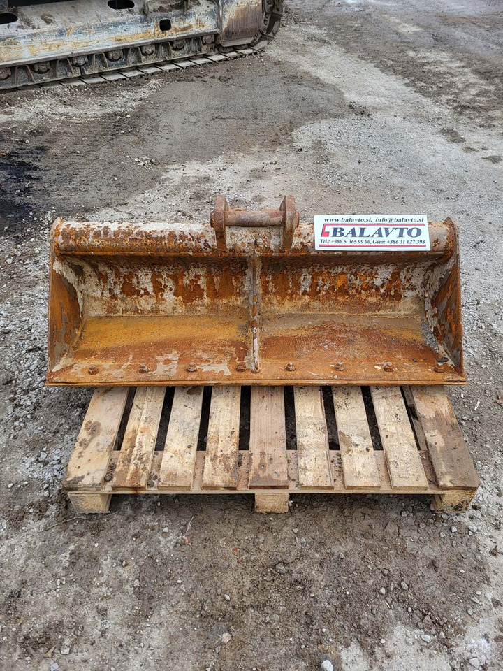 Ditch cleaning bucket 1400 mm VTN for 8-11 ton excavators - Excavator bucket for Construction machinery: picture 1 Ditch cleaning bucket 1400 mm VTN for 8-11 ton excavators - Excavator bucket for Construction machinery: picture 1