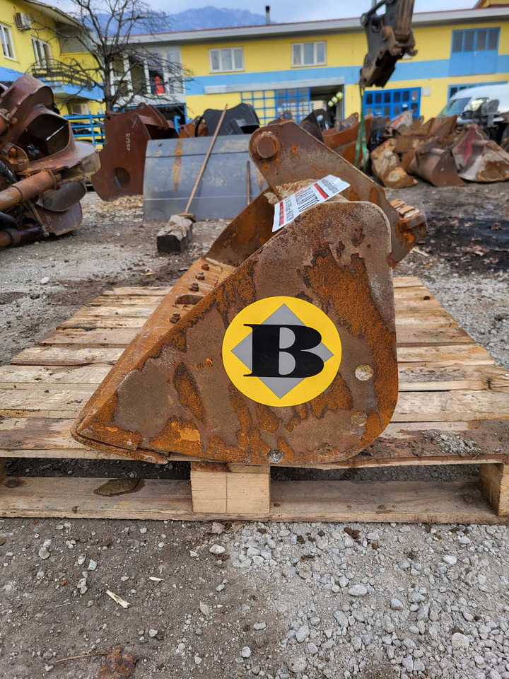 Ditch cleaning bucket 1400 mm VTN for 8-11 ton excavators - Excavator bucket for Construction machinery: picture 2 Ditch cleaning bucket 1400 mm VTN for 8-11 ton excavators - Excavator bucket for Construction machinery: picture 2