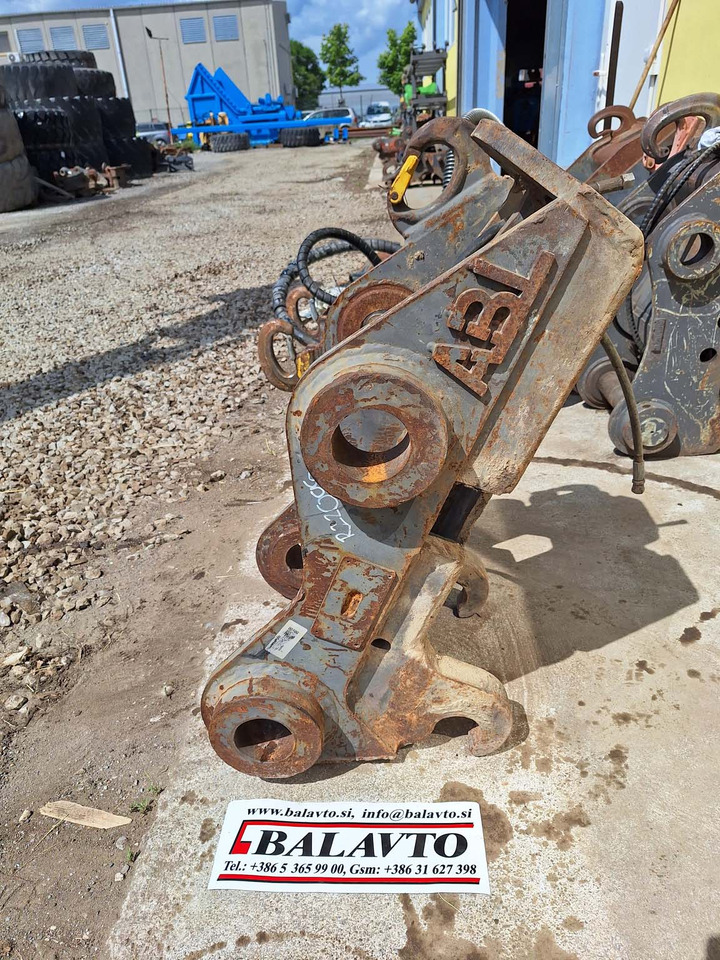 Hydraulic S1 - Quick coupler for Construction machinery: picture 2 Hydraulic S1 - Quick coupler for Construction machinery: picture 2