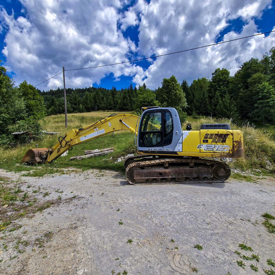 New Holland Kobelco E215 - Crawler excavator: picture 1 New Holland Kobelco E215 - Crawler excavator: picture 1