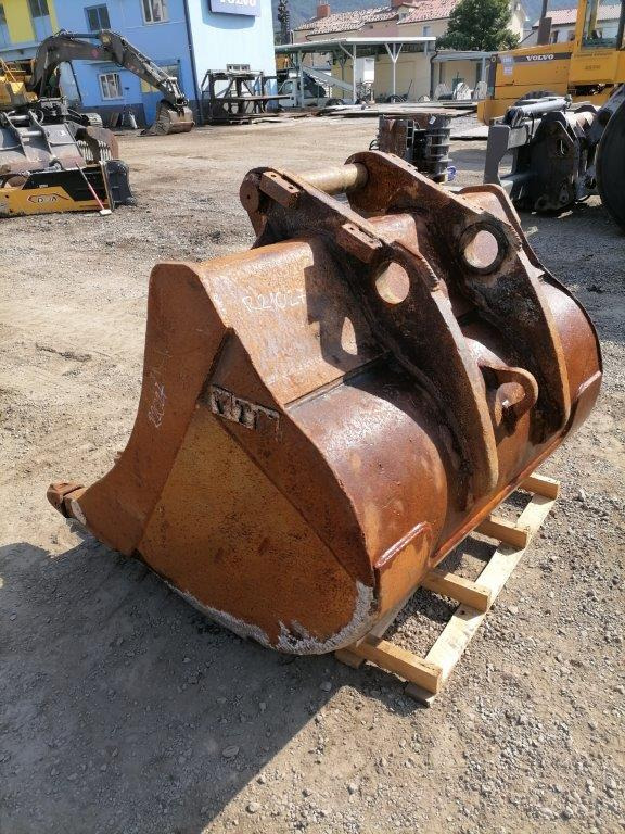 VTN Digging bucket 1300 mm - Excavator bucket: picture 4 VTN Digging bucket 1300 mm - Excavator bucket: picture 4