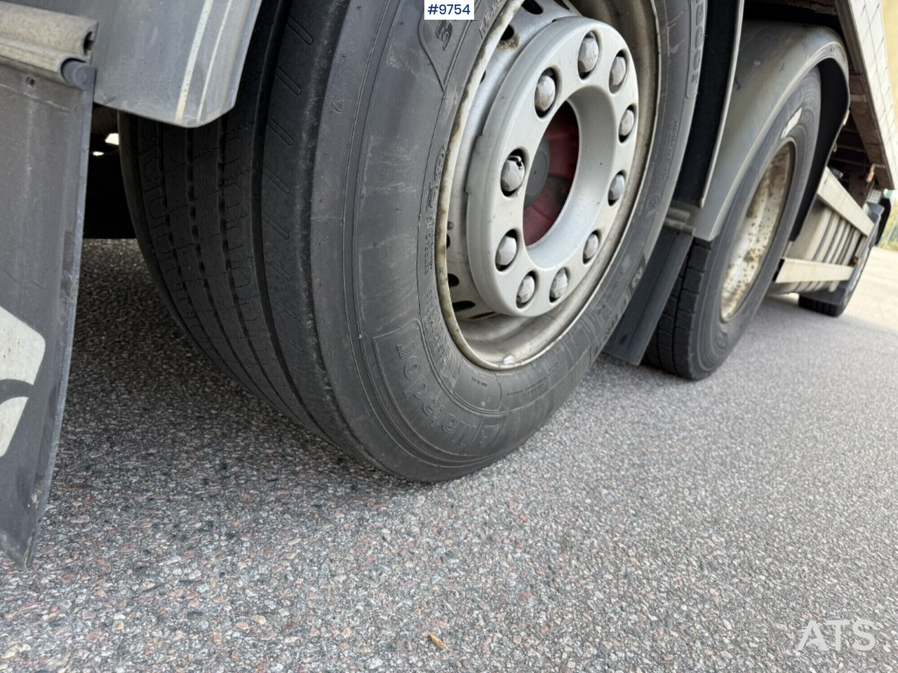 Box truck Box Truck Volvo FH 480 with 4-axle Ekeri trailer (VIDEO): picture 15