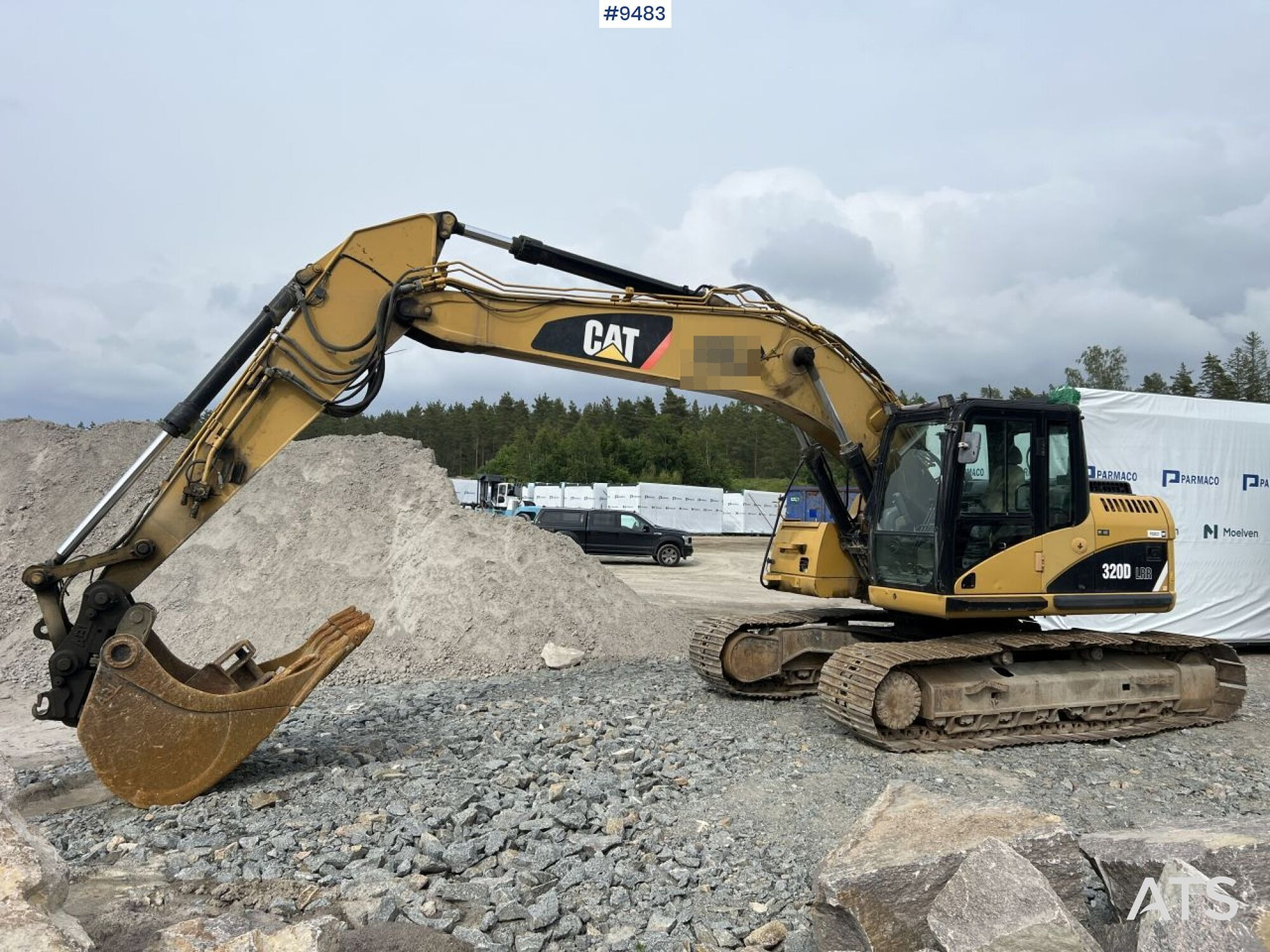 CAT 320 D with attachments (VIDEO) - Crawler excavator: picture 1 CAT 320 D with attachments (VIDEO) - Crawler excavator: picture 1
