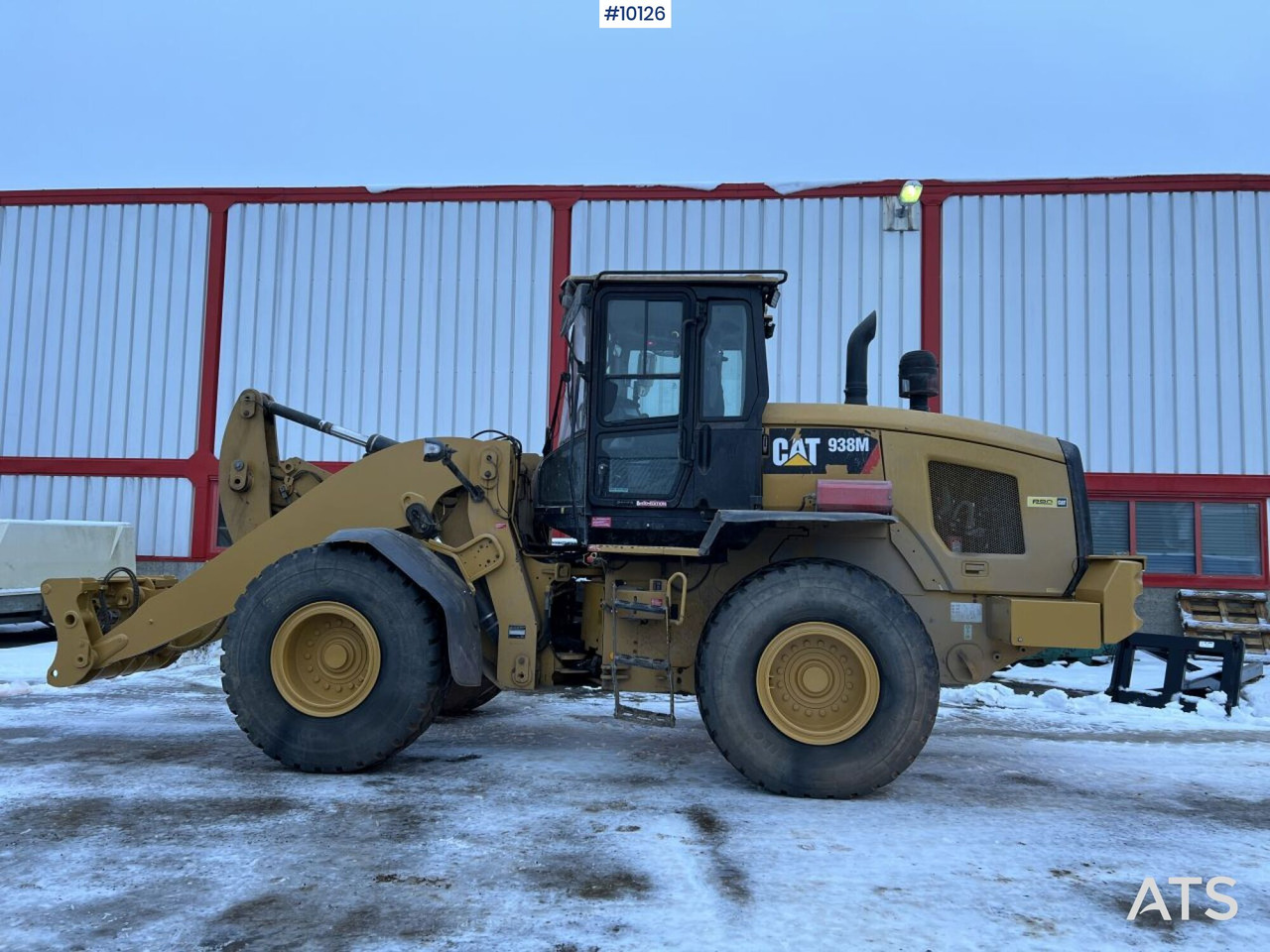 CAT 938M Wheel Loader Long Boom - Wheel loader: picture 1 CAT 938M Wheel Loader Long Boom - Wheel loader: picture 1