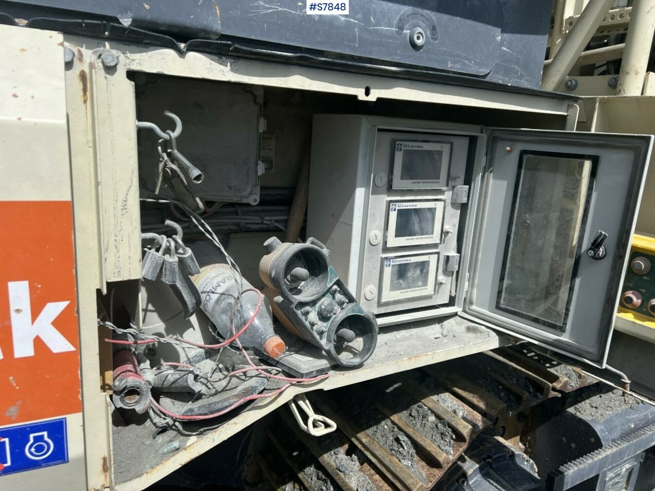 Crusher Crusher on tracks, Metso Lokotrack  LT 330D (See video): picture 17