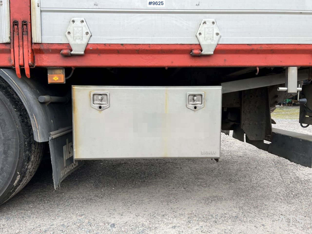 Crane truck, Dropside/ Flatbed truck Volvo FM 380 6*2 Crane truck: picture 13 Crane truck, Dropside/ Flatbed truck Volvo FM 380 6*2 Crane truck: picture 13