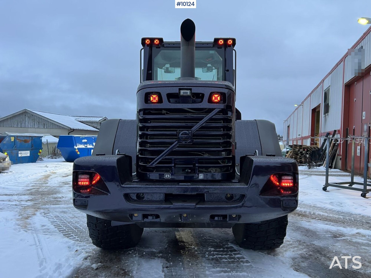 Volvo L90 F Wheel Loader with Bucket (VIDEO) - Wheel loader: picture 4 Volvo L90 F Wheel Loader with Bucket (VIDEO) - Wheel loader: picture 4