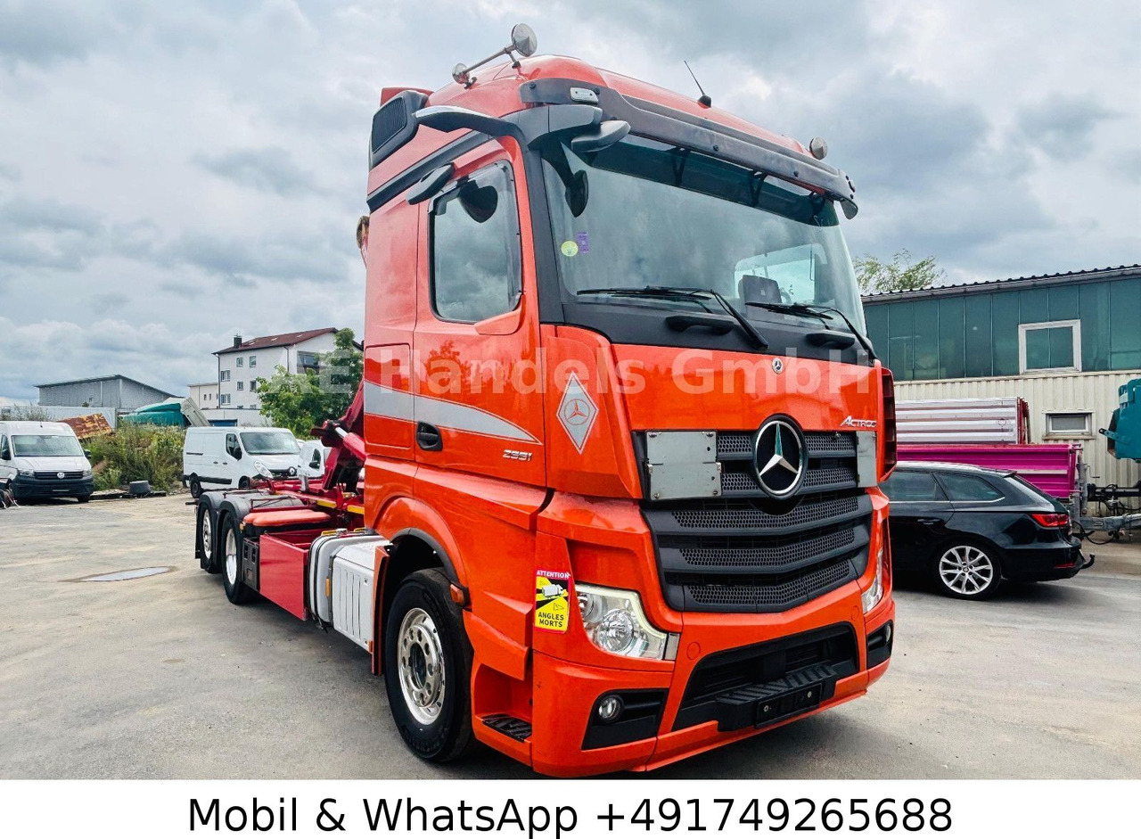 Mercedes-Benz Actros V 2551 L BL 6x2 *Retarder/Hyva-18-60-S - Hook lift truck, Crane truck: picture 1 Mercedes-Benz Actros V 2551 L BL 6x2 *Retarder/Hyva-18-60-S - Hook lift truck, Crane truck: picture 1