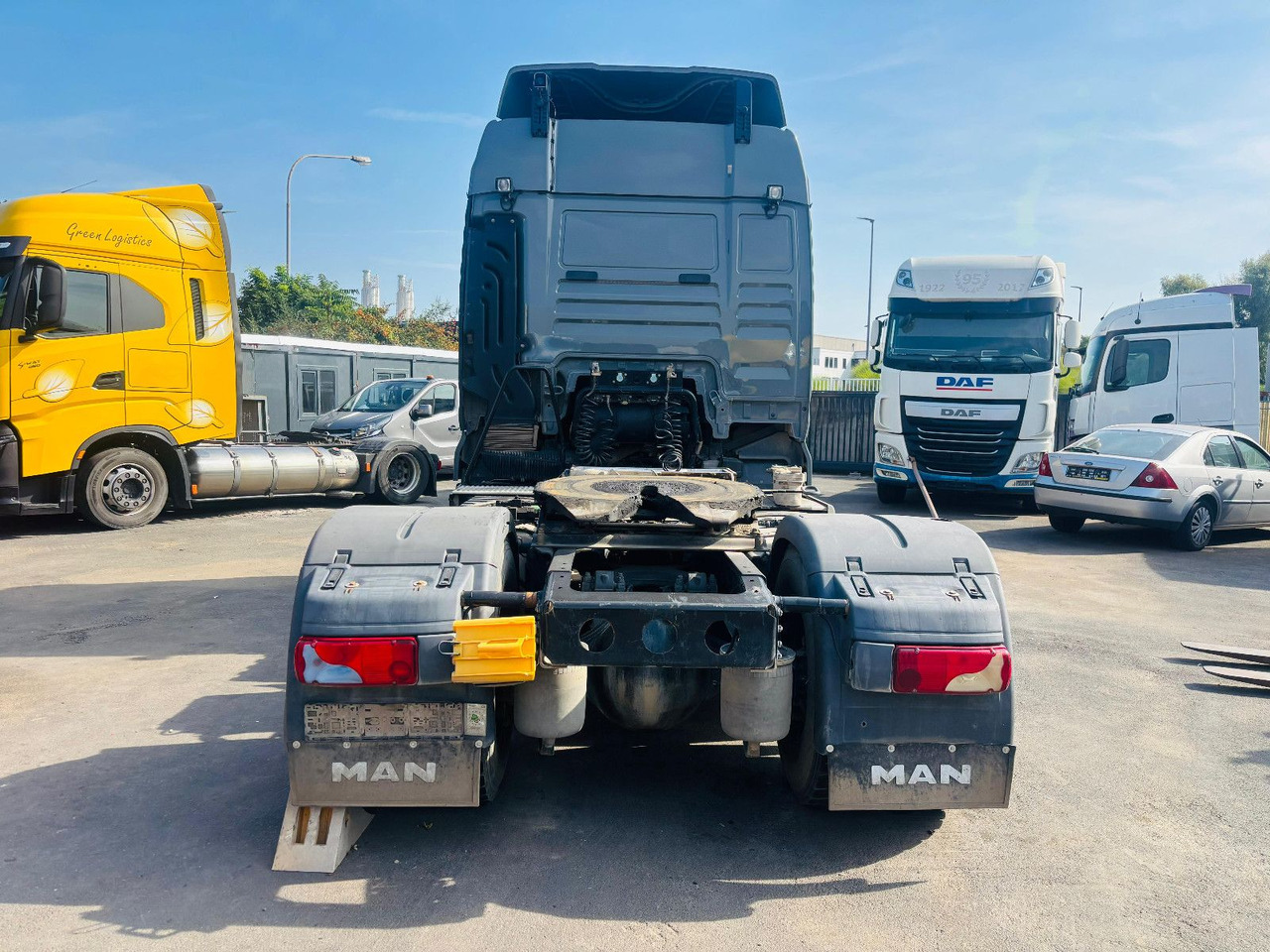 MAN TGX 18.500 XLX BL HydroDrive 4x4 *Pritarder/Hydr - Tractor unit: picture 4 MAN TGX 18.500 XLX BL HydroDrive 4x4 *Pritarder/Hydr - Tractor unit: picture 4