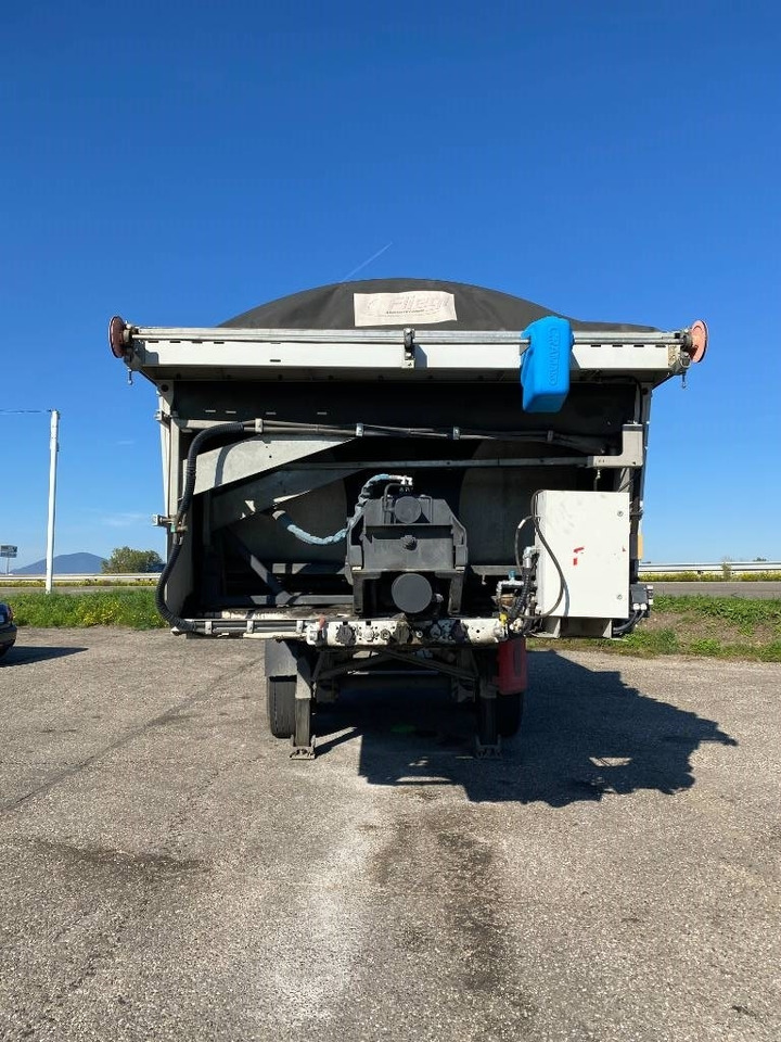 Fliegl THERMO ASS372/Asphalt-Profi endommagée - Tipper semi-trailer: picture 2 Fliegl THERMO ASS372/Asphalt-Profi endommagée - Tipper semi-trailer: picture 2