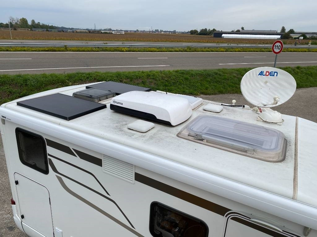 Hymer ML-T 570 -Mercedes 419 CDI 190 4x4 1er Main - Semi-integrated motorhome: picture 5 Hymer ML-T 570 -Mercedes 419 CDI 190 4x4 1er Main - Semi-integrated motorhome: picture 5