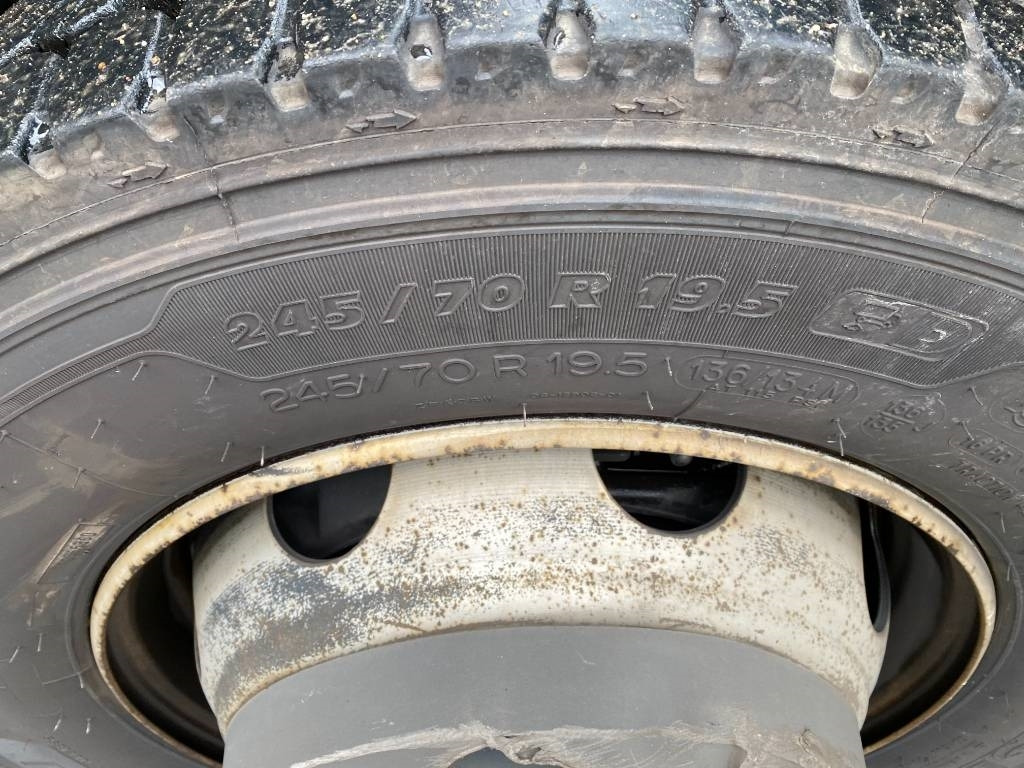 Box truck Iveco EuroCargo 120/210 e6 Turbo Hors /Service: picture 23 Box truck Iveco EuroCargo 120/210 e6 Turbo Hors /Service: picture 23